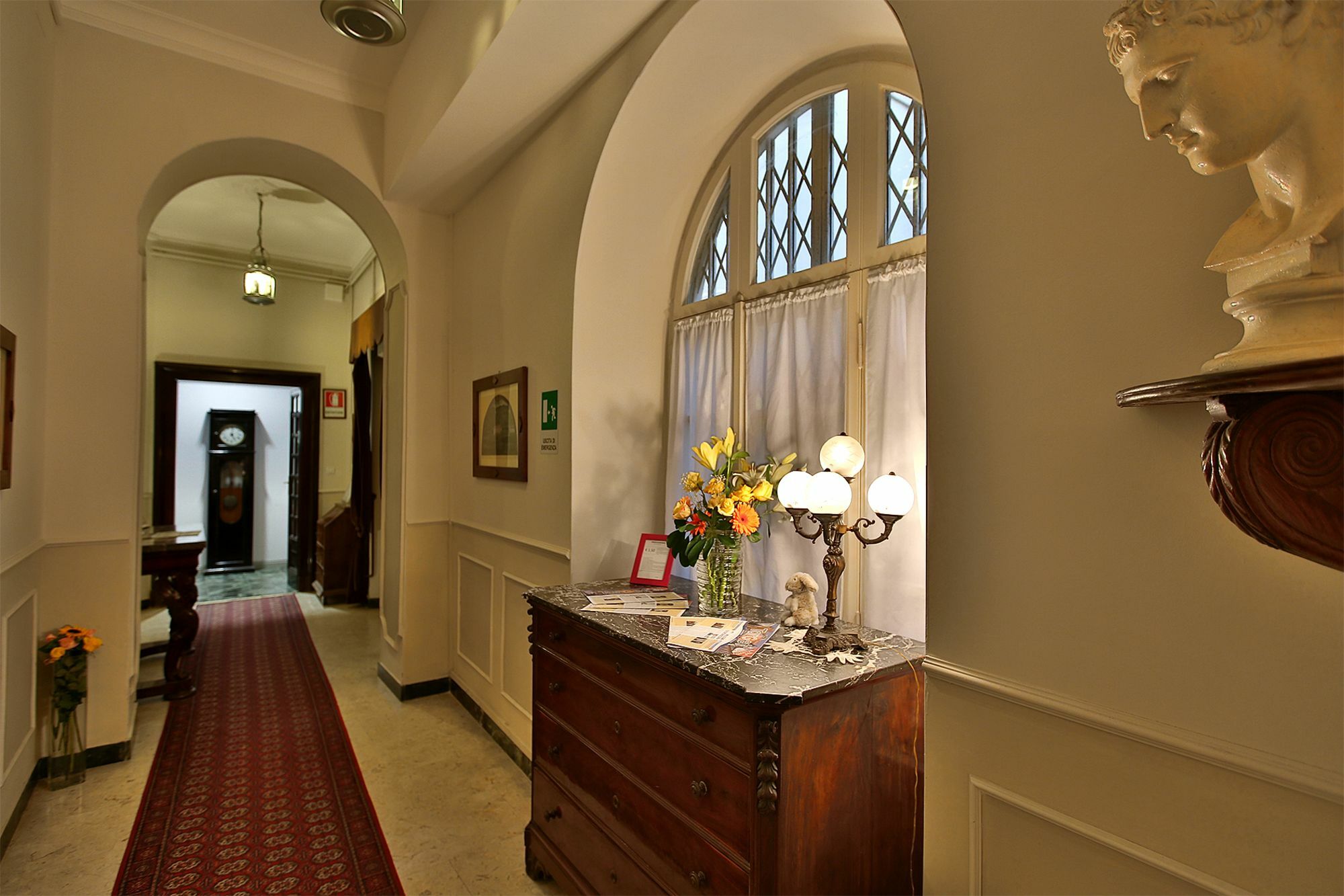 شيفيتافيكْيا Alibrandi Palace المظهر الخارجي الصورة